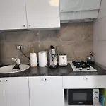 Ayo Pool & Mamaia Nord شقة