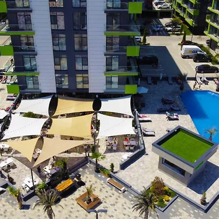Ayo Pool & Mamaia Nord Apartment *