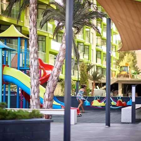Ayo Pool & Mamaia Nord Διαμέρισμα