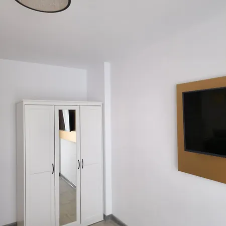Ayo Pool & Mamaia Nord * Năvodari